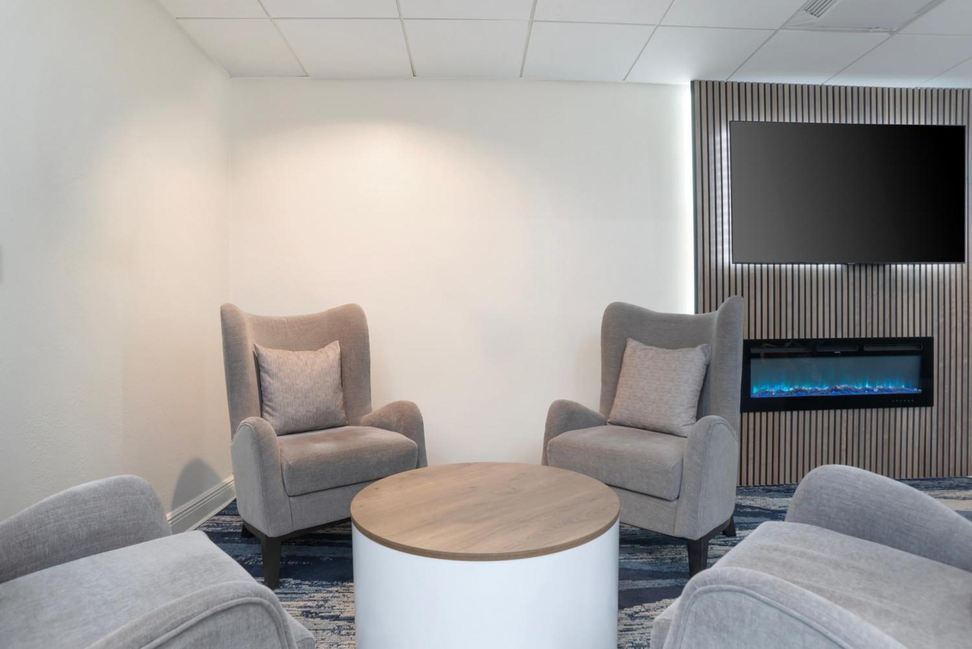 Comfort Inn & Suites New Orleans Airport North Кенер Екстериор снимка