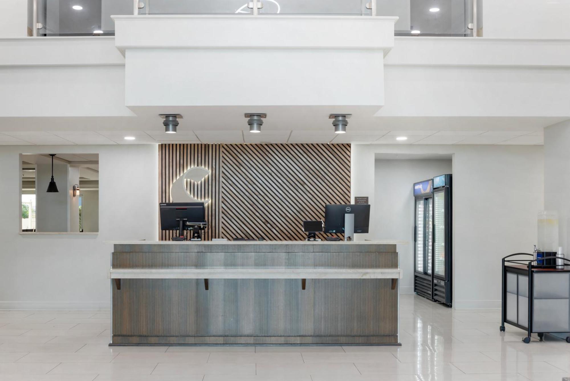 Comfort Inn & Suites New Orleans Airport North Кенер Екстериор снимка