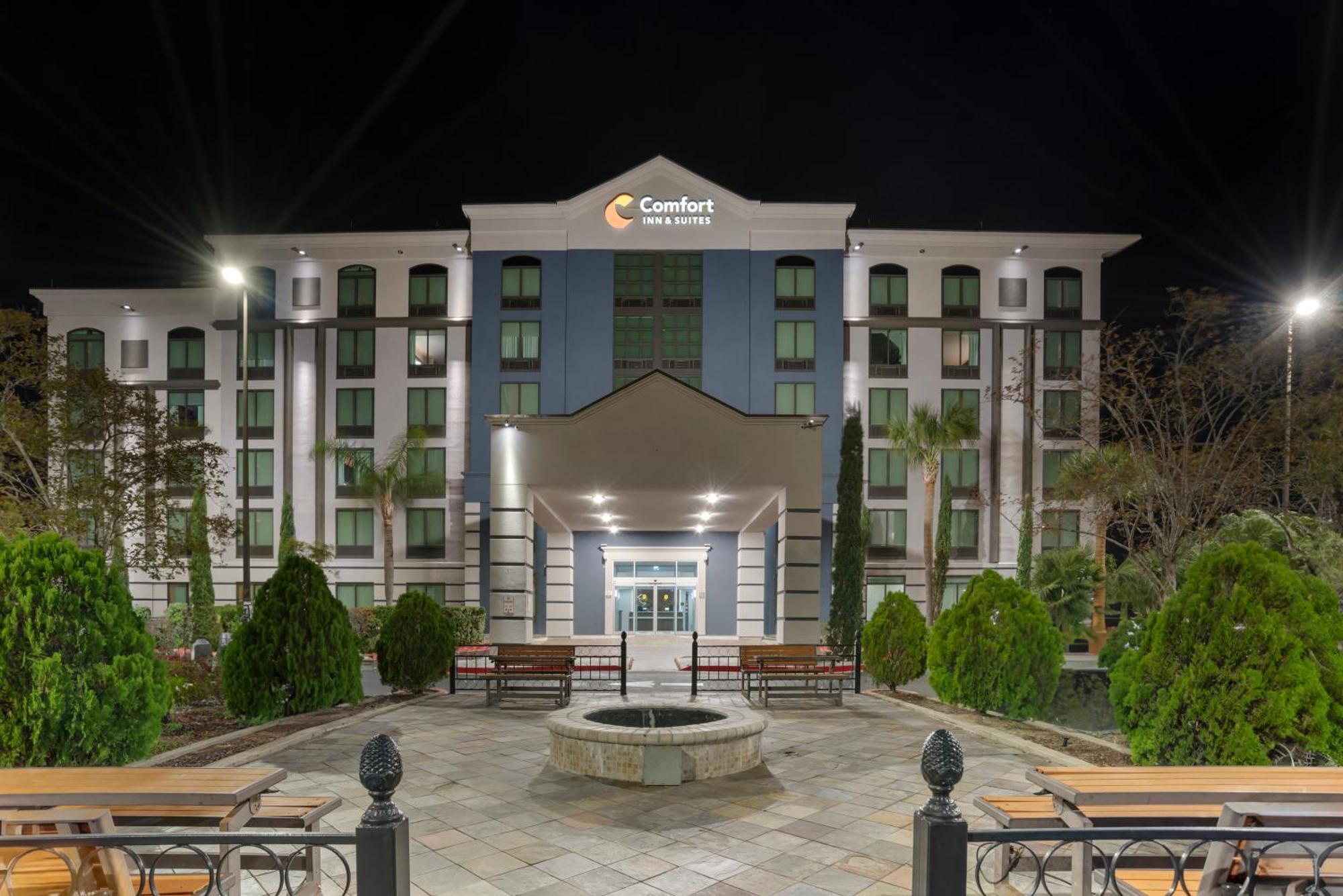 Comfort Inn & Suites New Orleans Airport North Кенер Екстериор снимка