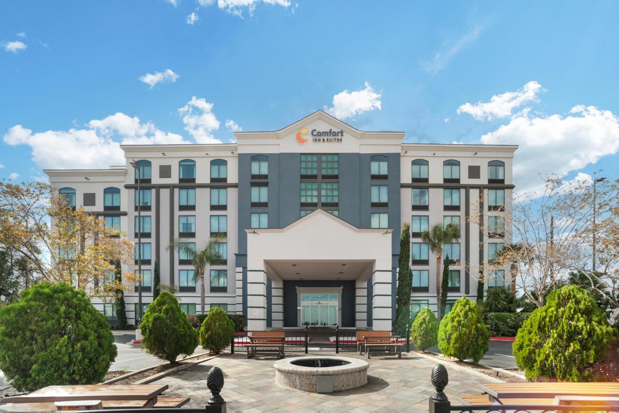 Comfort Inn & Suites New Orleans Airport North Кенер Екстериор снимка