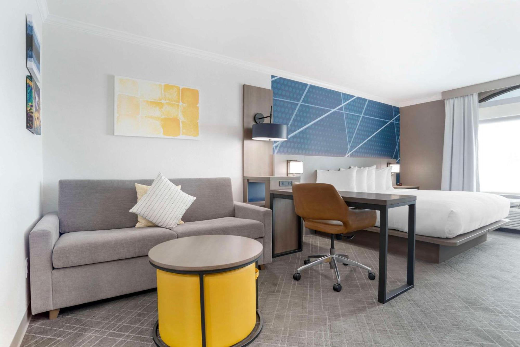 Comfort Inn & Suites New Orleans Airport North Кенер Екстериор снимка